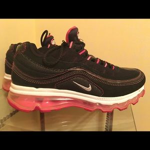 Girls Nike Air Max size 6y
